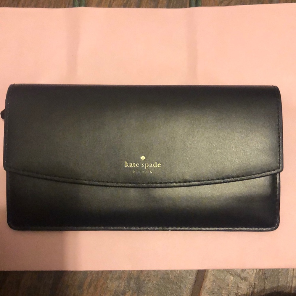 Pre-used Kate spade wallet